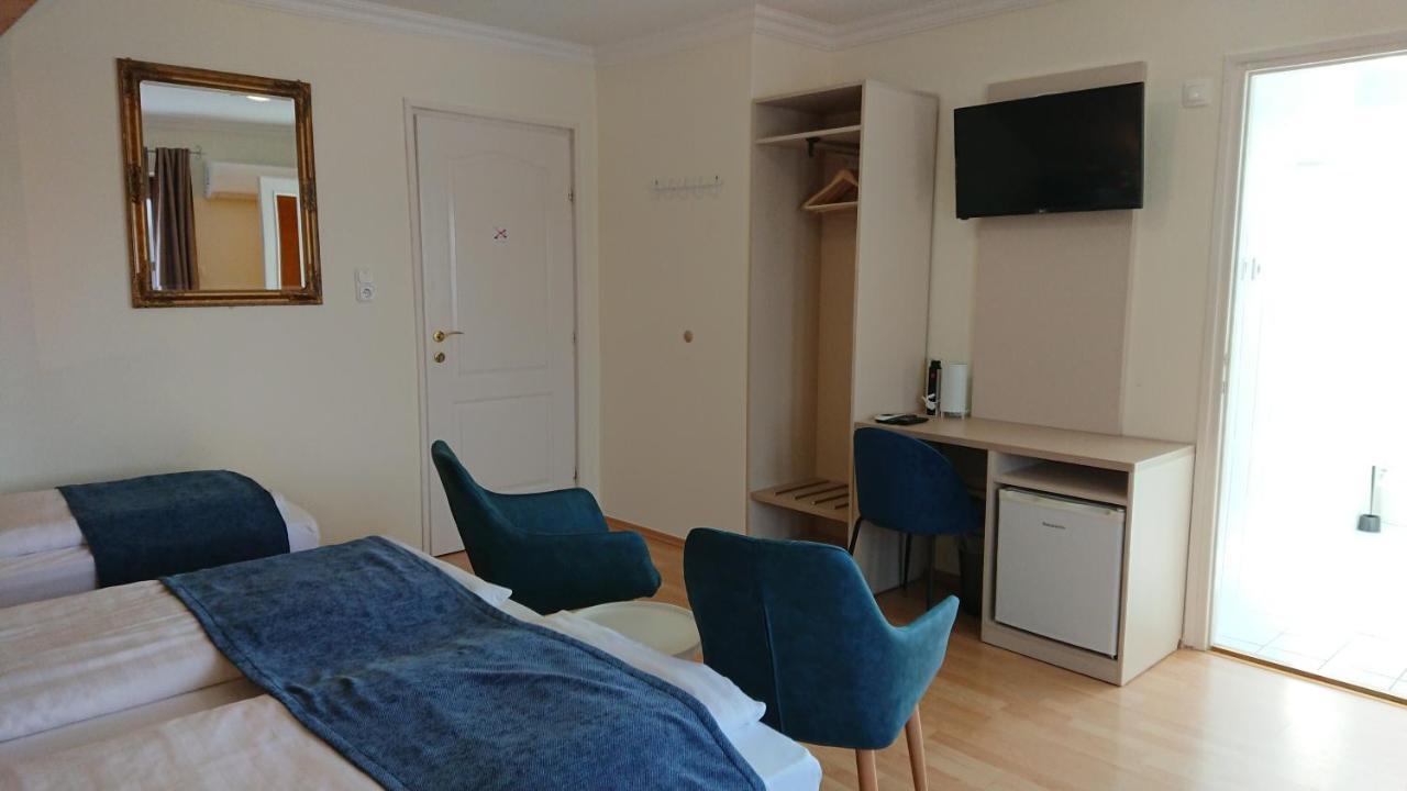 Hotel Napsugar Balatonmáriafürdő Extérieur photo