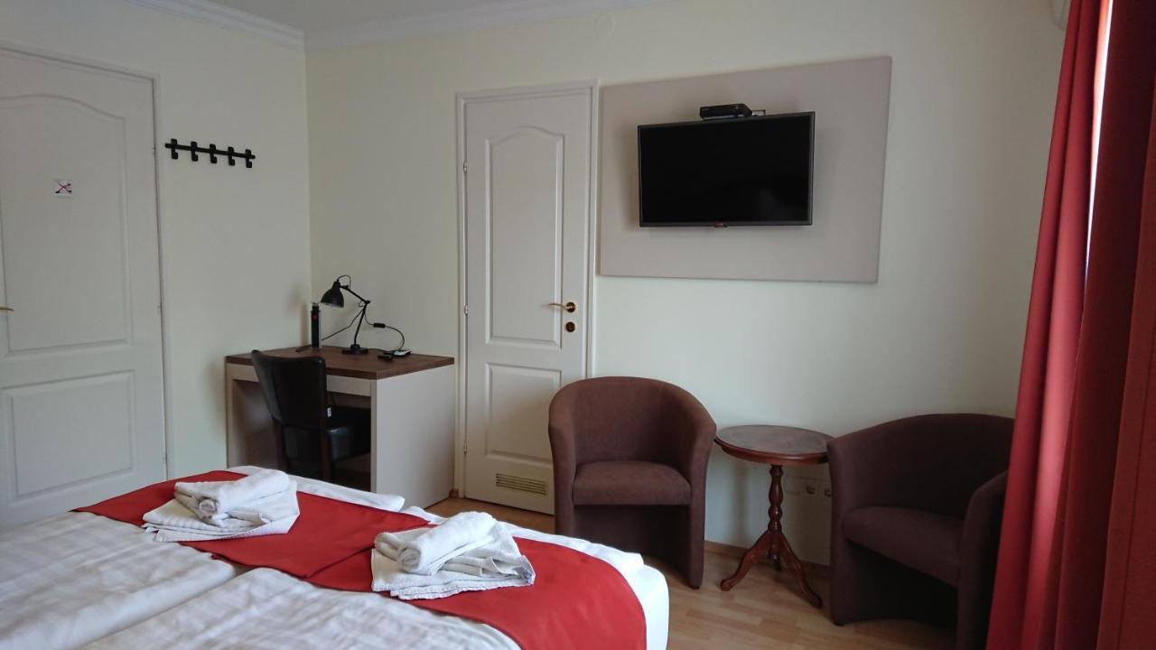 Hotel Napsugar Balatonmáriafürdő Extérieur photo