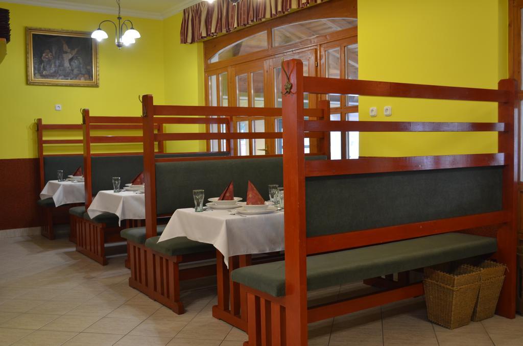 Hotel Napsugar Balatonmáriafürdő Extérieur photo